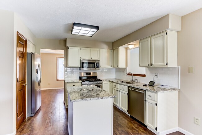 Foto del edificio - 4 Bedroom Home in Powell