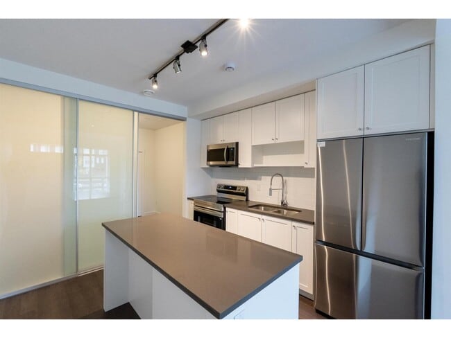 Building Photo - 8509-8158 158 St