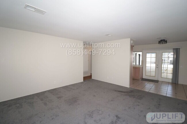 Building Photo - 3839 Vista Campana S