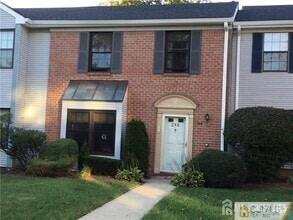 Building Photo - 286 Bromley Pl
