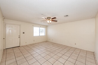 Building Photo - 4598 W 18th Ln