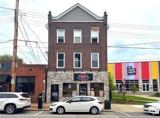 Building Photo - 422 Walnut St