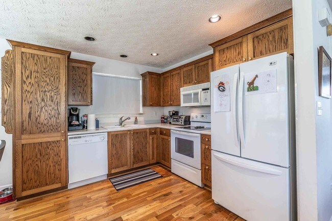 Foto del edificio - 106 Shadow Lake Ln