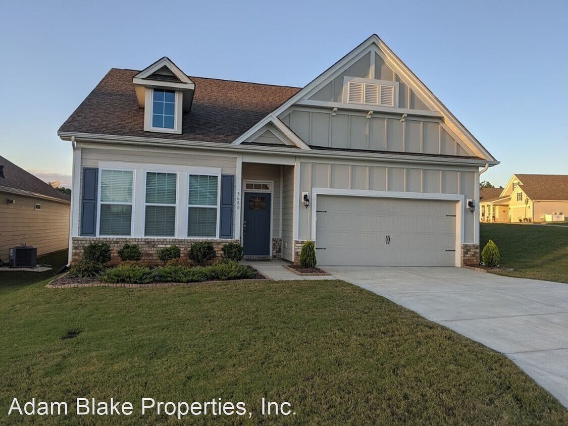 Foto principal - 3 br, 2 bath House - 3680 Summer Haven Drive