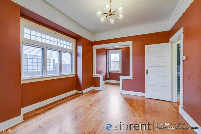 Building Photo - 4 br, 2 bath House - 3605 Southeast 11th A...