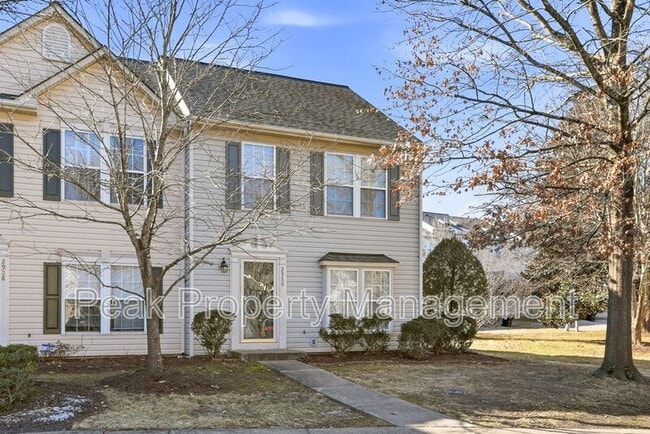 Building Photo - 2930 Queensland Dr