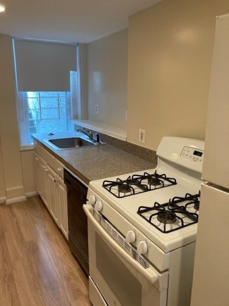 Foto del edificio - 930 N Carolina Ave SE