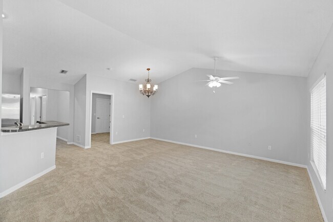 Building Photo - Cute Condo for rent in Clermont