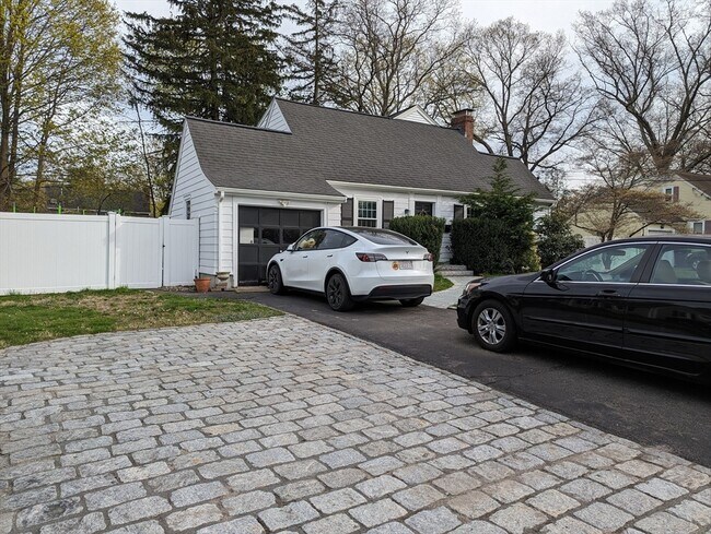 Foto del edificio - 58 Hartford St