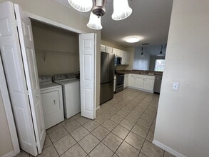 Building Photo - 2675 Emerald Lake Ct