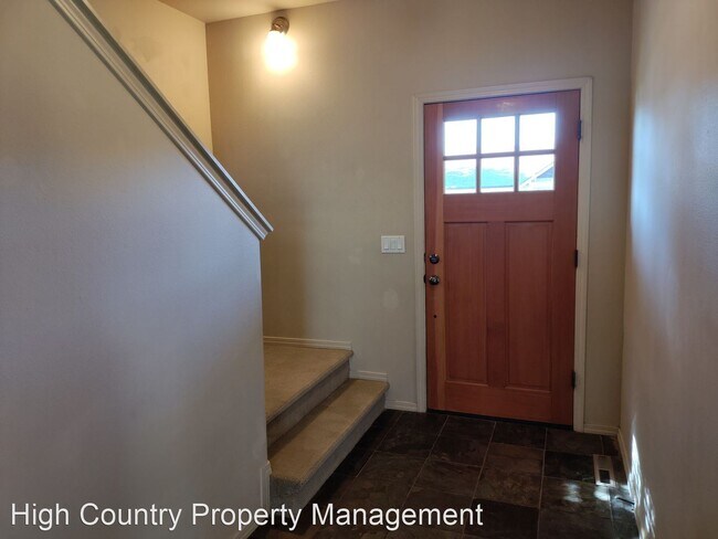 Building Photo - 4 br, 3.5 bath House - 61710 Darla Place
