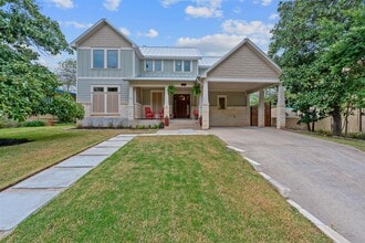 Building Photo - 2411 Marlton Dr