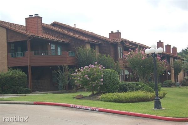 Primary Photo - 2210 Westview Blvd