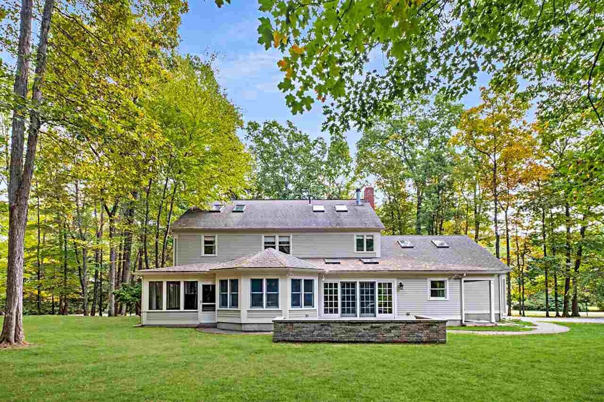 Primary Photo - 14 Gale Rd