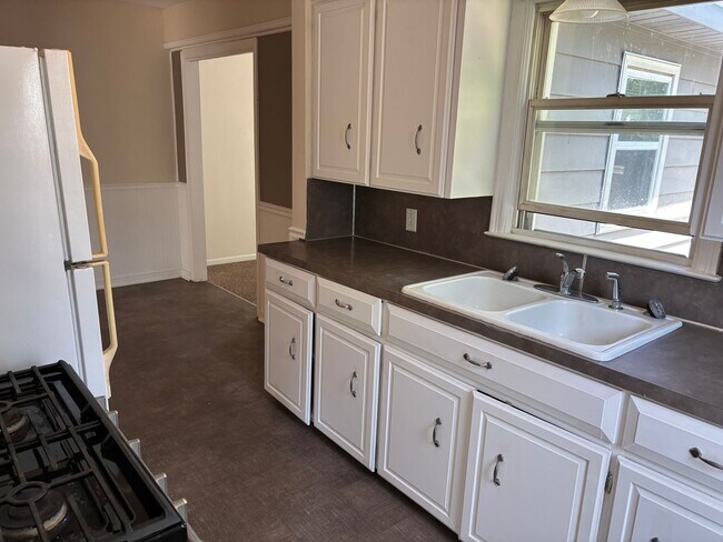 Foto del edificio - 3 bed/2 bath single family in Fulton Heights available!!