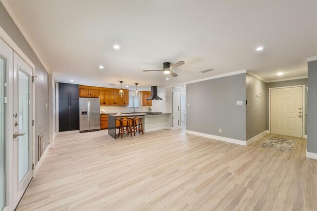Foto del edificio - 7107 Barnsdale Way