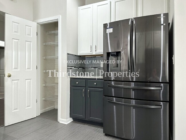 Foto del edificio - 1051 Moosehead Dr