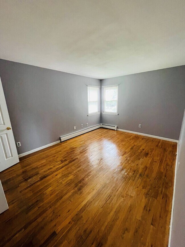 Foto del edificio - 9 Conway Ct