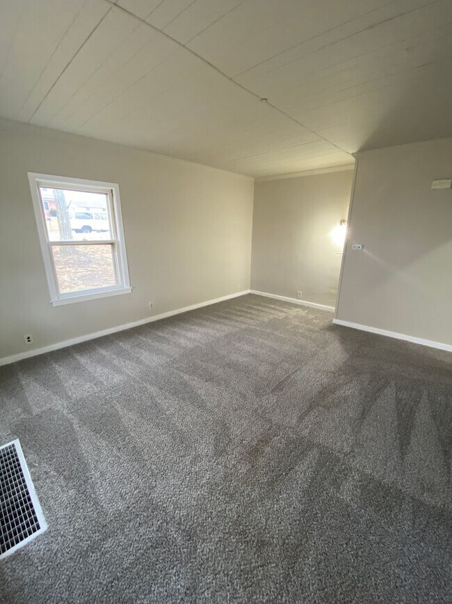 Foto del edificio - Cozy 2 Bedroom 1 Bath