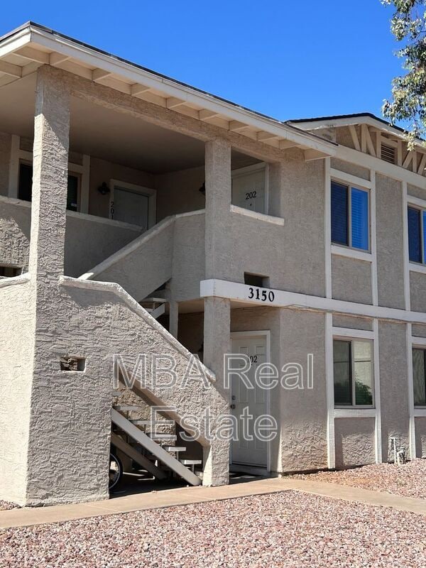 Building Photo - 3150 E Cicero St