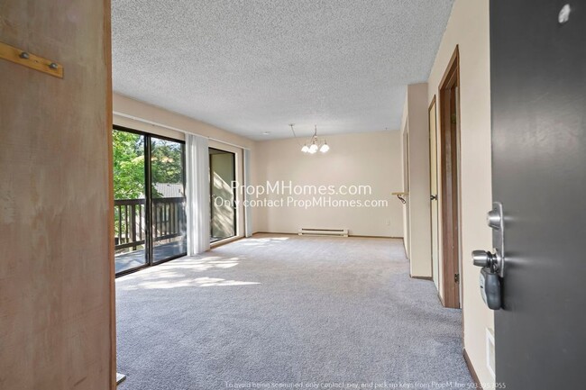 Foto del edificio - Chic One Bedroom Sylvan Heights Condo - A ...