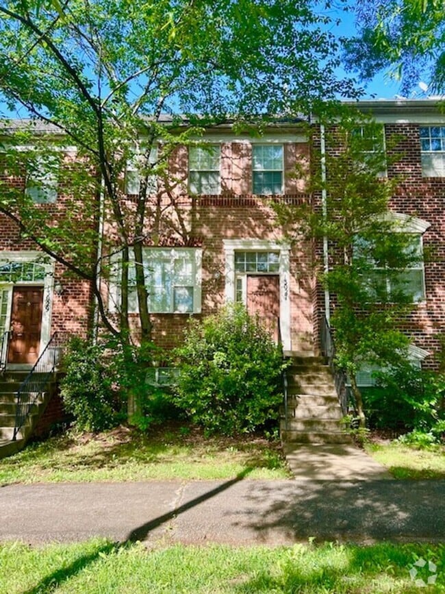 Building Photo - 13027 Middlebrook Road