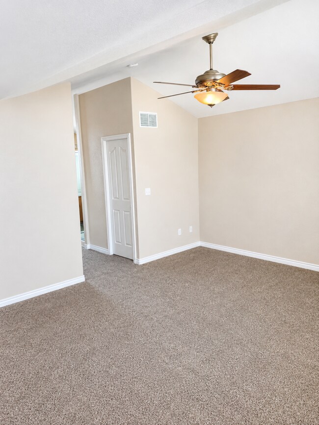 Foto del edificio - 18356 E Cornell Pl