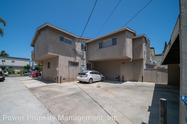 Building Photo - 12012 Lamanda St