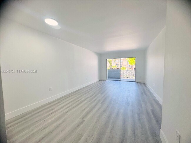 Foto del edificio - 6095 W 18th Ave