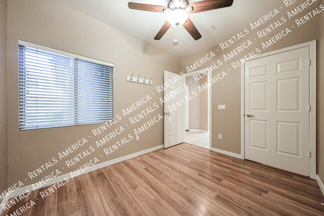 Building Photo - 6535 E Superstition Springs Blvd