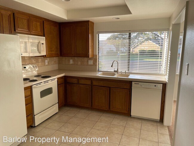 Building Photo - 2 br, 2 bath House - 34117 Village 34