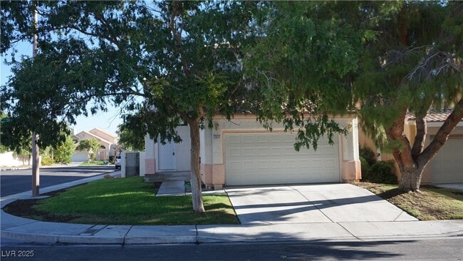 Building Photo - 9428 Aspen Glow Dr
