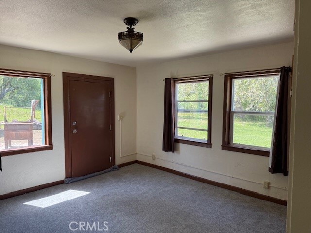 Foto del edificio - 3205 Clark Valley Rd