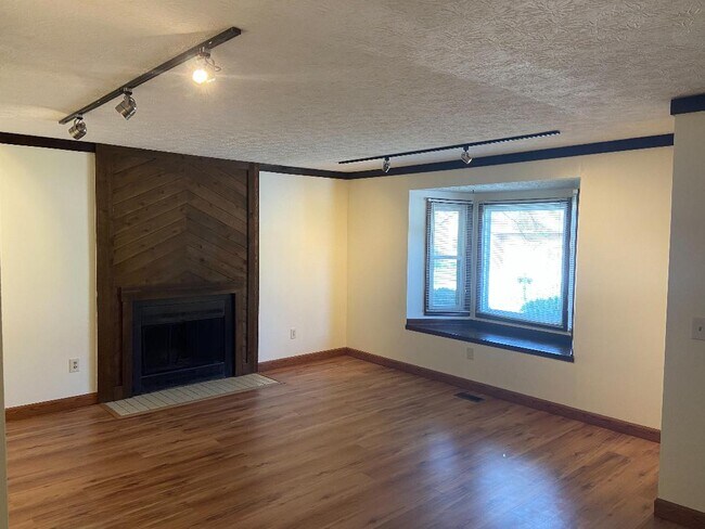 sala de estar - 3277 Willington Dr