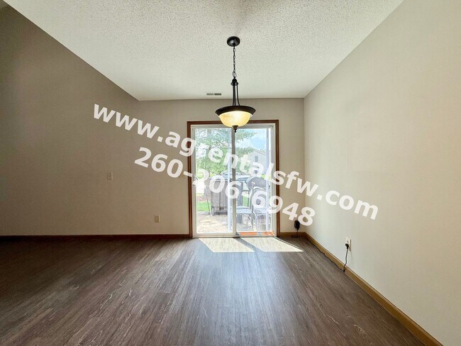 Foto del edificio - 4221 Crofton Ct
