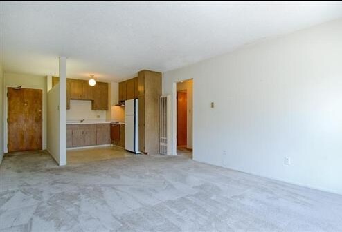 Inside Unit - 1025 Stanyan St