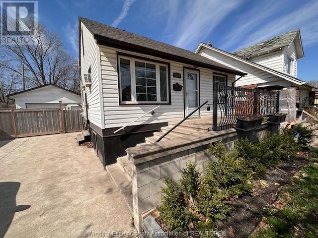 Building Photo - 1227 Curry Ave
