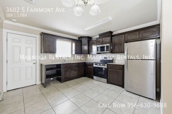 Building Photo - 3602 Fairmont Ave