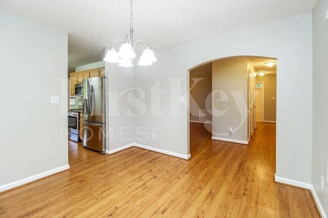 Building Photo - 400 Belmont Dr
