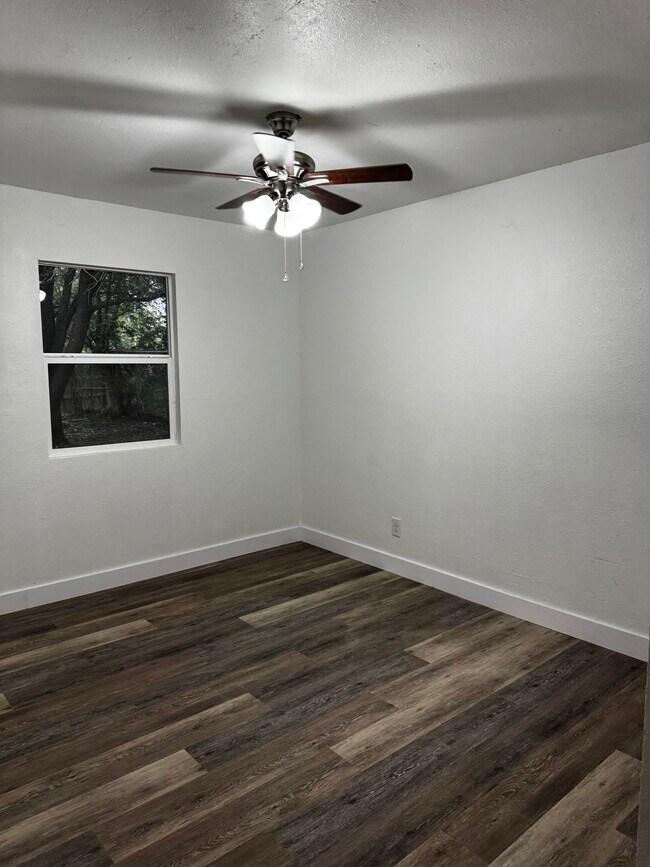 Foto del edificio - 4603 Guadalajara Dr