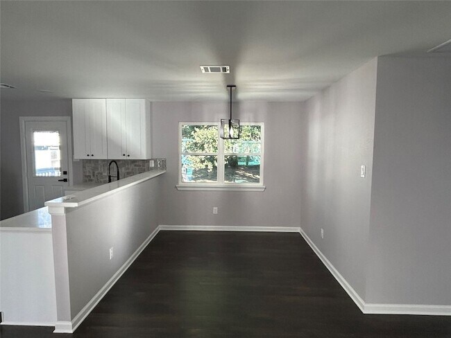 Foto del edificio - 21057 Live Oak St