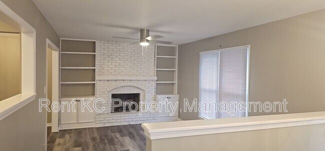 Foto del edificio - 809 NE 74th St