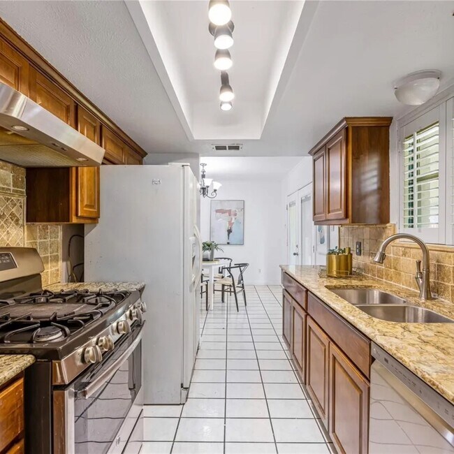 Foto del edificio - 3822 W Calgary Ct