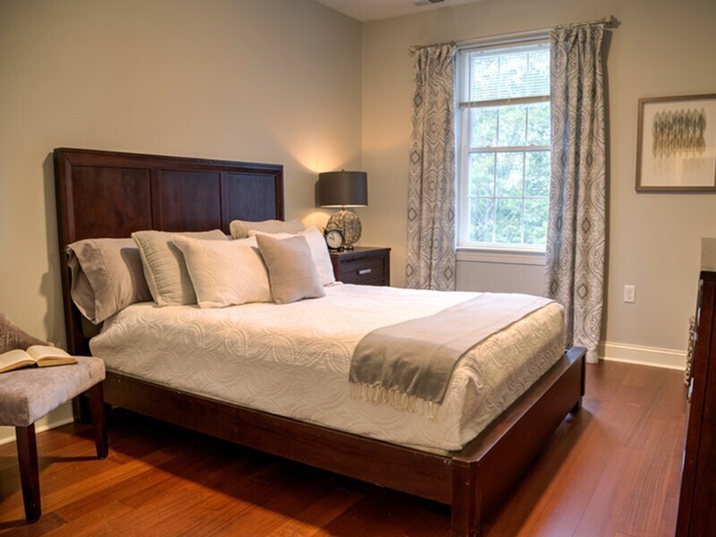 Foto principal - 92 N Main St