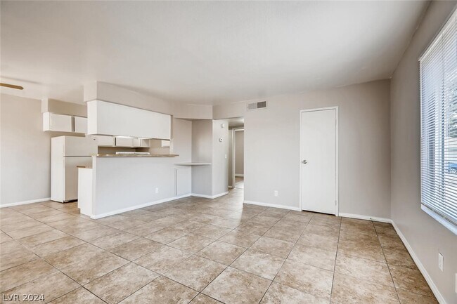 Building Photo - 1810 Bartoli Dr