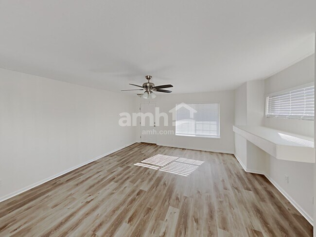 Building Photo - 19015 Burlington Pl