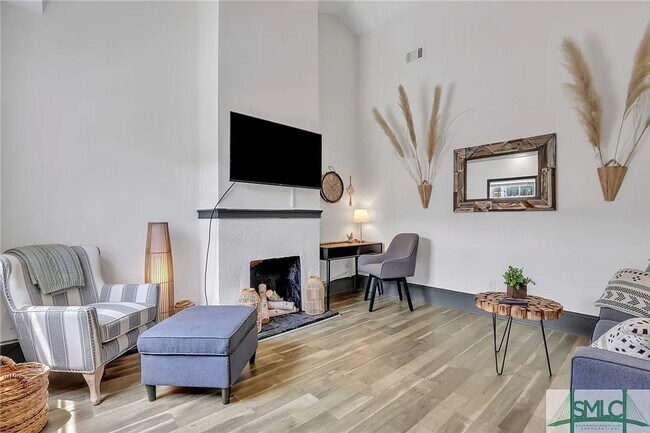 Foto del edificio - 552 E Macon St