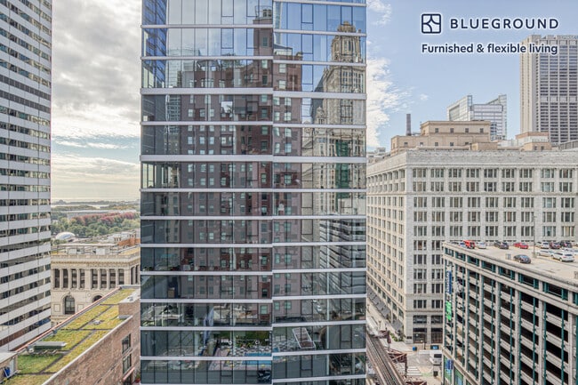 Foto del edificio - 63 E Lake St