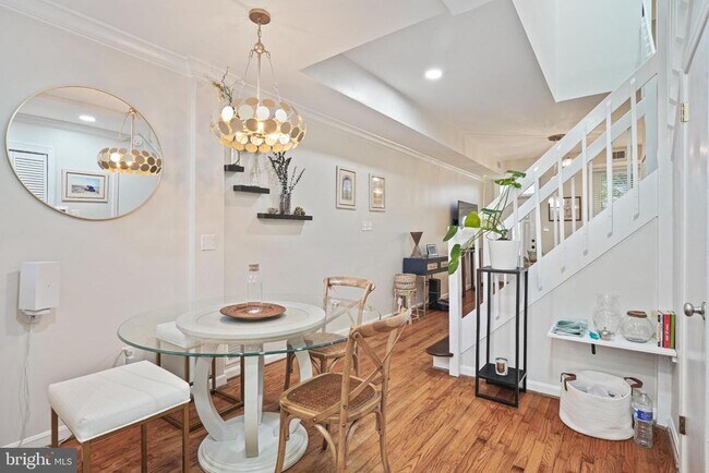 Foto del edificio - 1613 5th St NW