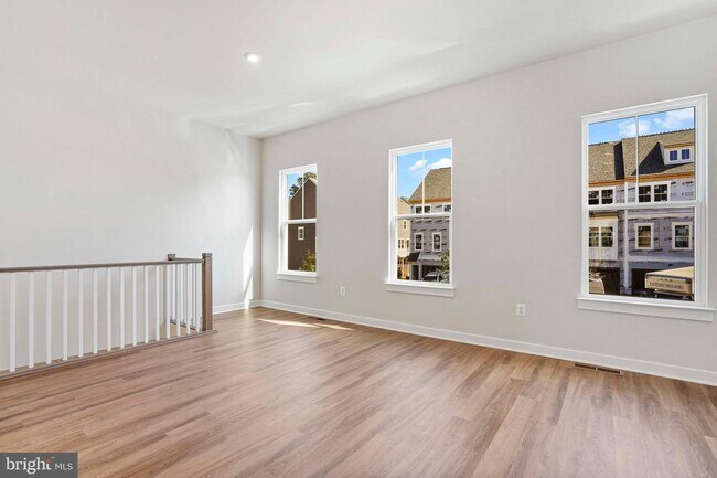 Foto del edificio - 1734 BLUE SPRUCE St